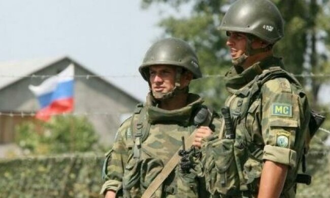 Российский командир пытался угнать элитную машину с Донбасса 