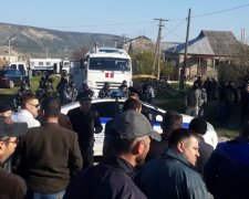 Кримські "служителі закону" покарали затриманих татар