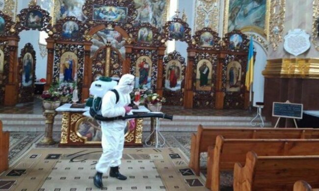 дезінфекція в церкві, фото te.20minut.ua