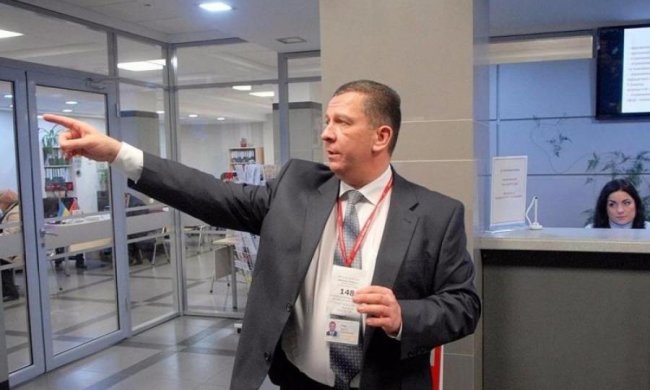 Рева розповів, як Порошенко змусив його пітніти