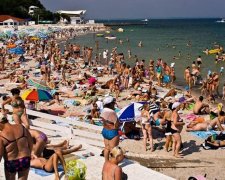 В Одесі закрили для купання відразу 6 пляжів