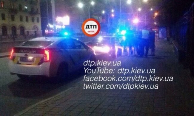 Водій вибіг з автівки щоб стати пішоходом