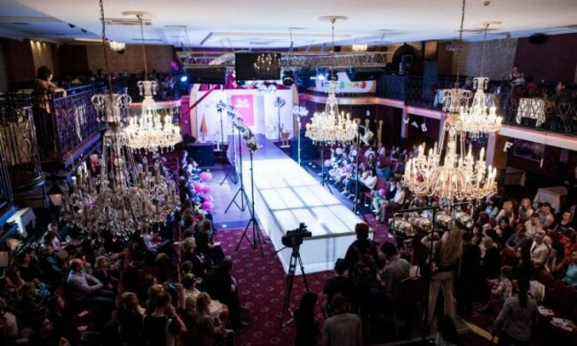 Мировой бренд украсил свою коллекцию украинским трезубцем: фото