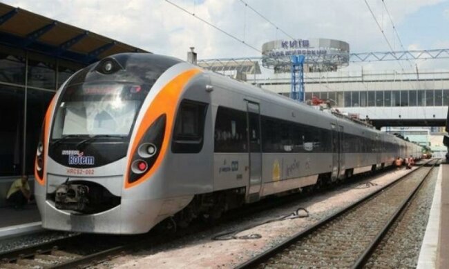 Поезда "Интерсити" Киев - Львов получат новую остановку