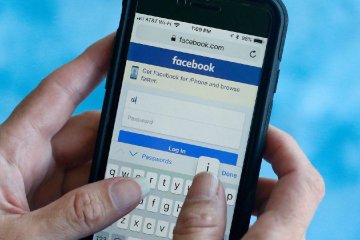 Власники смартфонів Samsung не можуть видалити Facebook, компанії вигадали відмовку