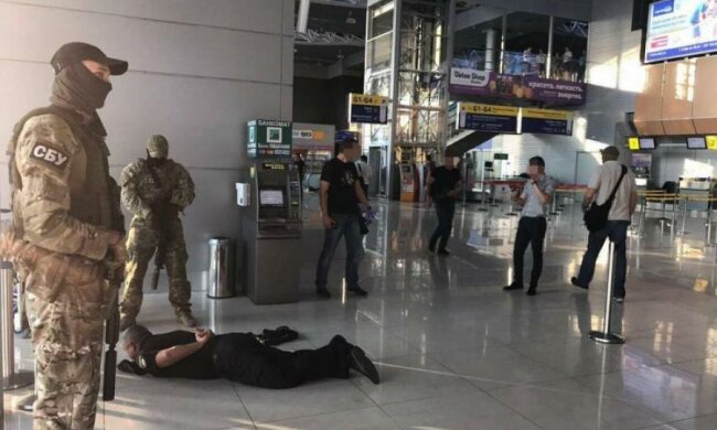 У мережі показали "хатинку" харківського копа-хабарника