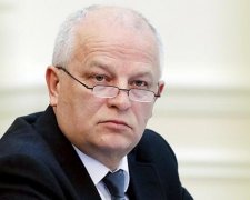 Кубів пояснив скачки гривні