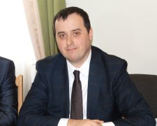 Львівську митницю несподівано "обезголовили", сам поклав заяву на стіл: журналісти розсекретили правду