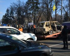 Залишилося 15 днів: скандальний закон про розмитнення віддали Порошенку, чого чекати "євробляхерам"