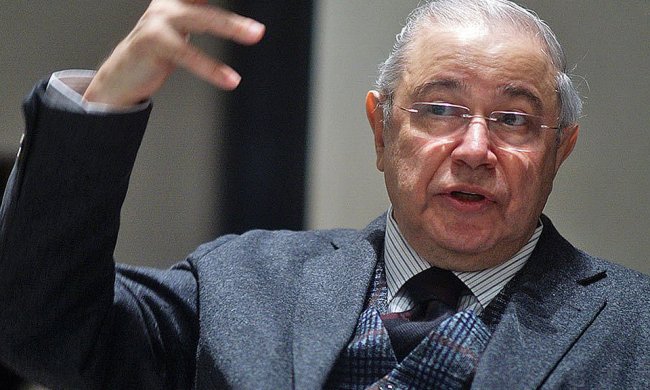 Евгений Петросян