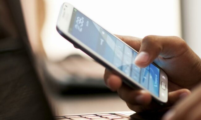 Космос впливає на роботу мобільних