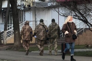 Работники военкомата, фото: Telegram