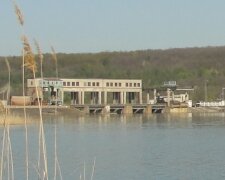 знищення греблі Оскільського водосховища