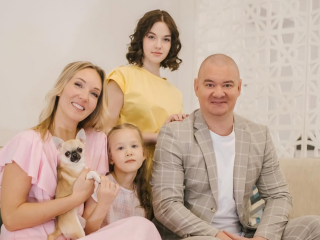 Евгений Кошевой с семьей, фото из соцетей