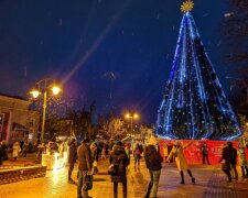 Хмельничани "окупували" центр міста, на карантин - чхати: "З Новим щастям!"