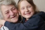 Пенсіонерка виховує дітей внучки, кадр з репортажу Белсат: Facebook