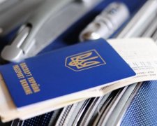 У Порошенка розповіли, коли почне діяти безвіз