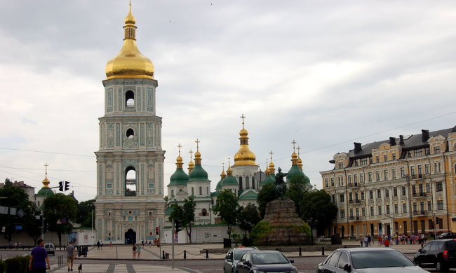 Погода в Киеве на 3 августа: стихия посадит украинцев под домашний арест, суббота - коту под хвост