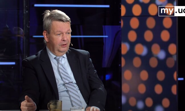 Михаил Стрельников