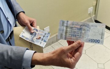 Банкнота 2000 гривень з Василем Стусом