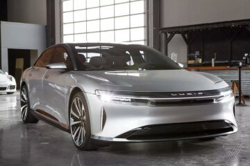 Lucid Motors Air, the verge