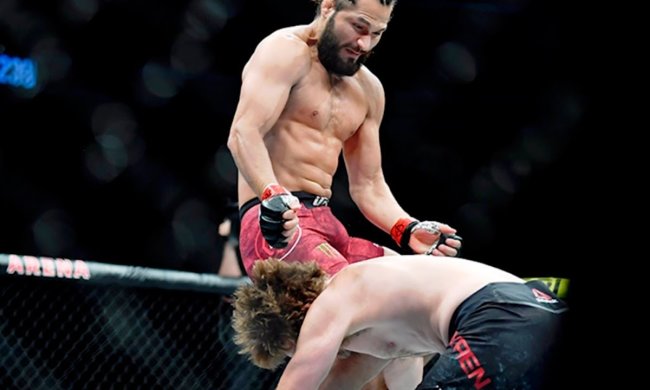Самый быстрый нокаут в истории показали UFC: пять секунд, которые станут легендой