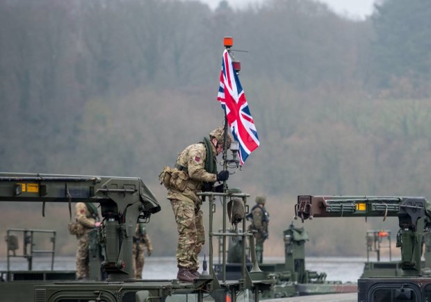 Депутаты заявили о введение военного положения: всему виной Brexit