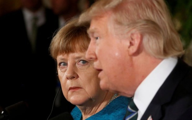 Трамп и Меркель поговорили о Донбассе
