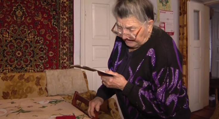 Пенсіонерка. Фото: скрін youtube