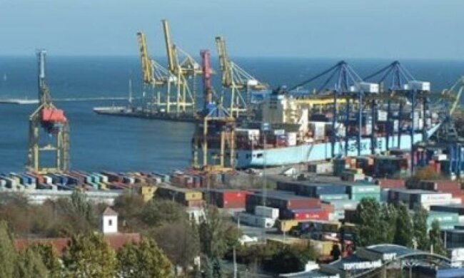 Працівники Іллічівського порту просять Саакашвілі "не вважати їх бидлом"