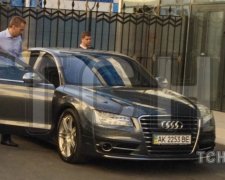 Сын Януковича ездит по Крыму на авто с украинскими номерами