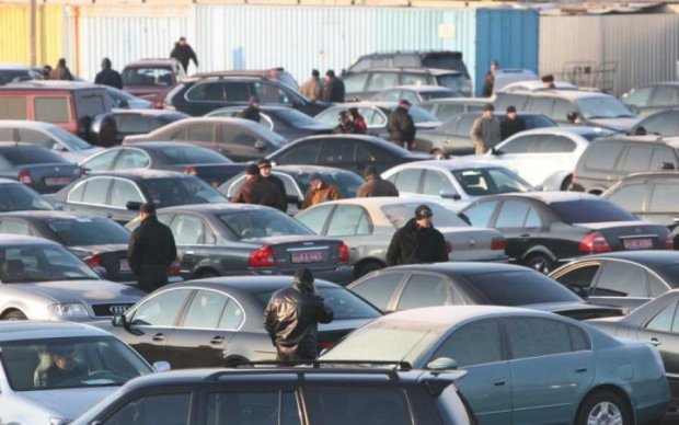 Українці змітають уживані авто, названо найпопулярніші