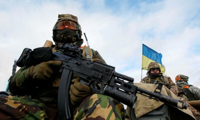 Бойовики планують наступ в українській формі