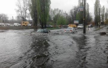 Київ затопило, фото з вільних джерел