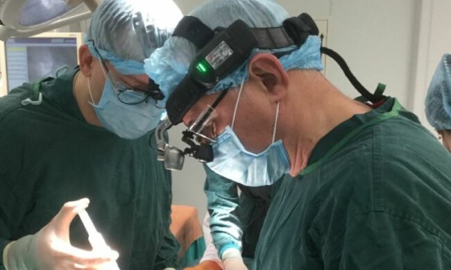 Медики, скріншот: YouTube