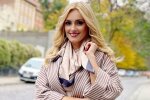 Горячая Федишин прикрыла самое интересное шляпкой и подразнила украинцев: "Хочется?"