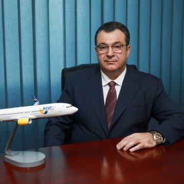 Карен Антонов