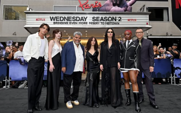 Актеры сериала "Уэнсдей" на премьере 2 сезона, фото из соцсетей