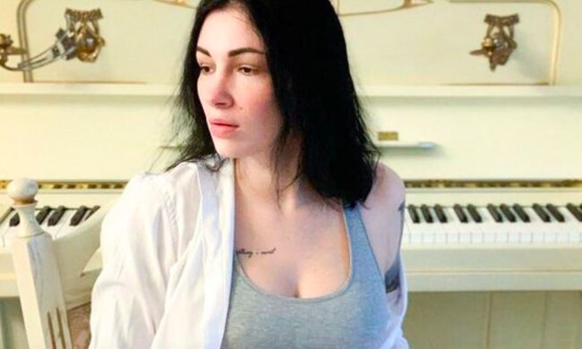 Анастасія Приходько, instagram.com/prikhodko_official1/