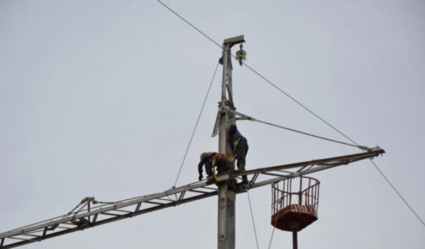 Электроэнергию в Крым давать только на социальные объекты - нардеп