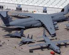 Американский истребитель бесследно исчез над океаном
