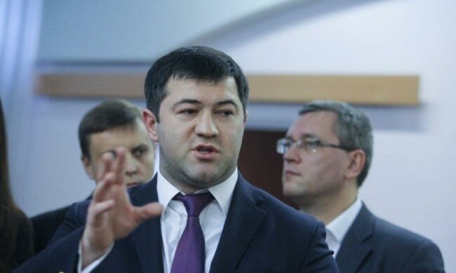 Опубликованы кадры транспортировки Насирова детективами НАБУ