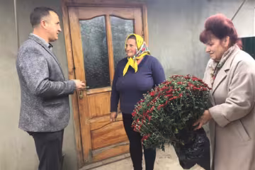 "Мати-героїня" фото adm-km.gov.ua