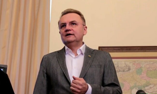 Садовый "вылизал" улицы Львова, горожане раскусили мэра перед выборами: "Показуха"