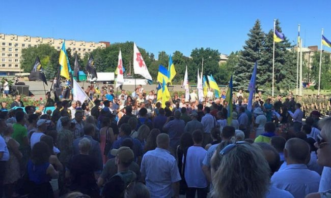 Річницю звільнення від бойовиків відсвяткували у Слов'янську (фото)