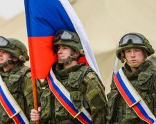 Кремль нахабніє: російські офіцери повернуться на Донбас за обурливих умов