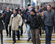 Московські копи запакували в автозаки десятки опозиціонерів