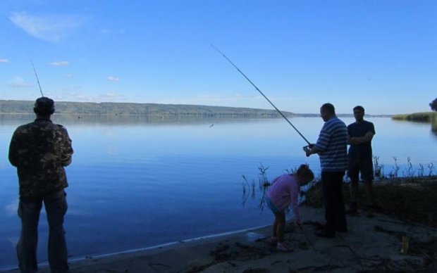 В Україні заборонили риболовлю