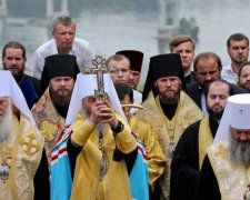 Гори, мерзото: невідомі штурмували храм УПЦ МП