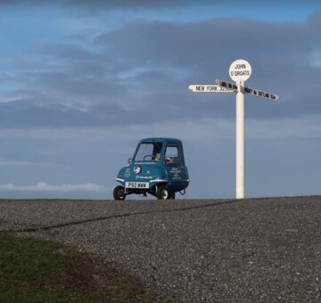 Подорож на найменшому у світі автомобілі, instagram.com/bbcnews